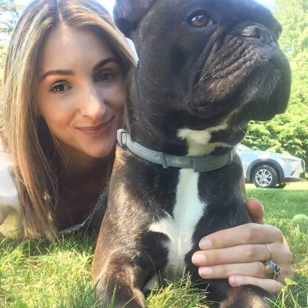 Meet your Posher, Caroline